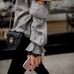 Gucci Vintage Authentic Blk Lion Trap Chevron  GG Marmont 2.0 Bag/Clutch. P